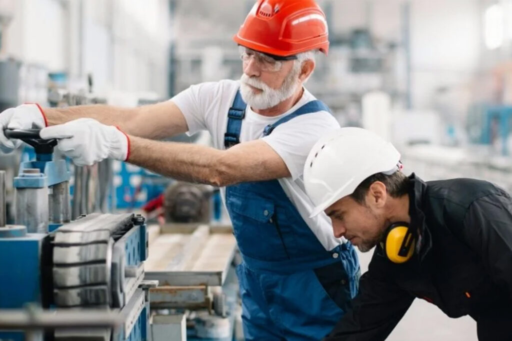 How Regular Hydraulic Maintenance Saves Time and Cost